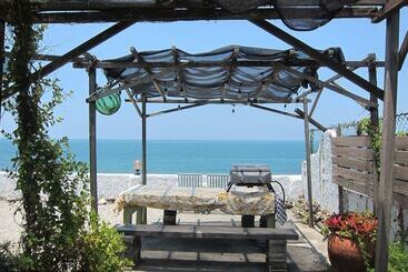 پانسیون Halfway B&b