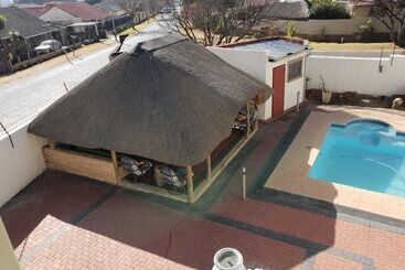 پانسیون Mkhwani Guest House