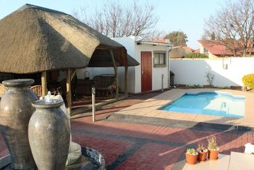 پانسیون Mkhwani Guest House