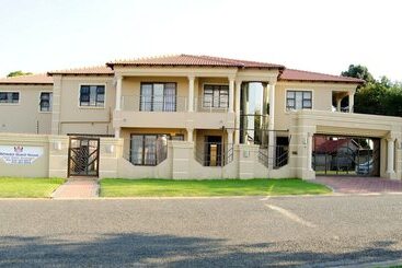 پانسیون Mkhwani Guest House