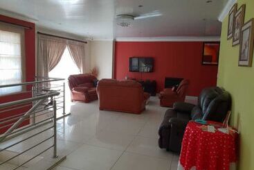 پانسیون Mkhwani Guest House