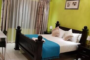 پانسیون Mkhwani Guest House