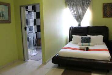 پانسیون Mkhwani Guest House