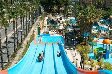 Apartamentos Magic World