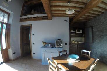 هتل Agriturismo Poggio Della Capanna