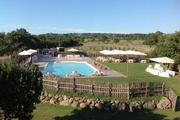هتل Agriturismo Poggio Della Capanna