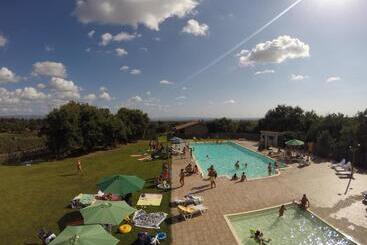 هتل Agriturismo Poggio Della Capanna