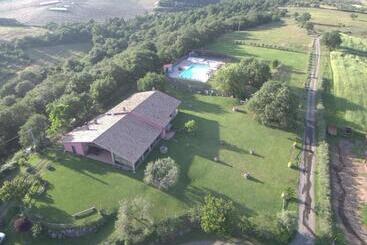 هتل Agriturismo Poggio Della Capanna