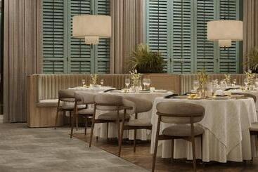 هتل Crowne Plaza Tashkent By Ihg