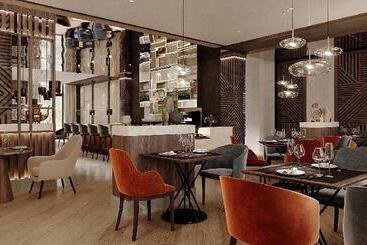 هتل Crowne Plaza Tashkent By Ihg