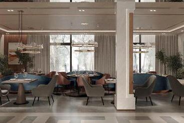 هتل Crowne Plaza Tashkent By Ihg