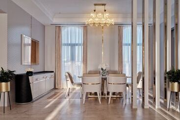 هتل Crowne Plaza Tashkent By Ihg