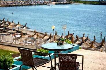 هتل Iulia Resort