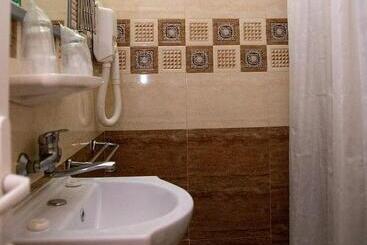 هتل Iulia Resort