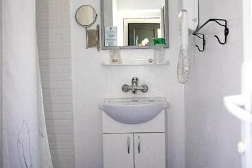 هتل Iulia Resort