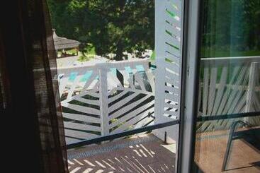 هتل Iulia Resort