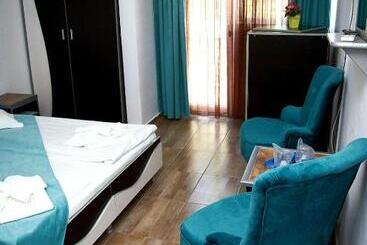 هتل Iulia Resort