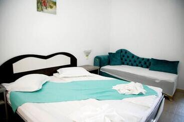 هتل Iulia Resort