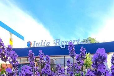 هتل Iulia Resort