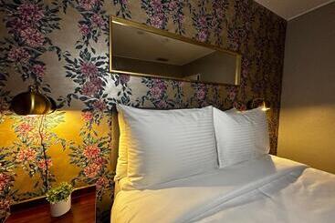 Tb Hotel Downtown Miami   Deluxe Room