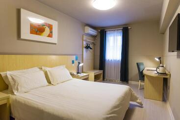 هتل Jinjiang Inn Bengbu Railway Station First Jiefang Road