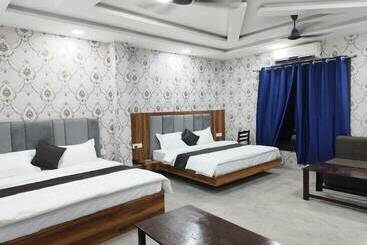 Jhansi Castle Inn - Jhansi