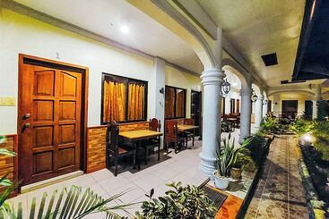 هاستل Mbg Travellers Inn Powered By Cocotel