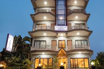 هتل Nomad Inn