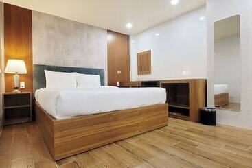 Lumina Hotel Da Lat Central