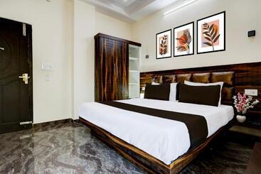 Oyo Hotel Rudraksh