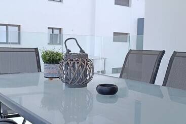 Larvella Estia Luxury Suites