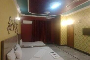 هتل Royalvilla Guest House Karachi 1