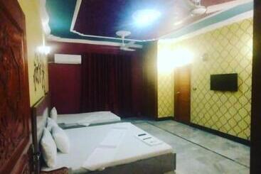 هتل Royalvilla Guest House Karachi 1