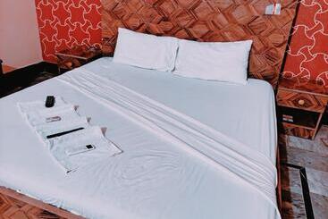 هتل Royalvilla Guest House Karachi 1