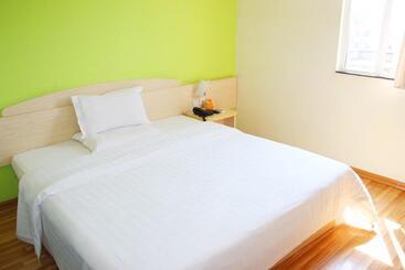 هتل 7days Inn Changchun Zhengyang Street Changchun Park
