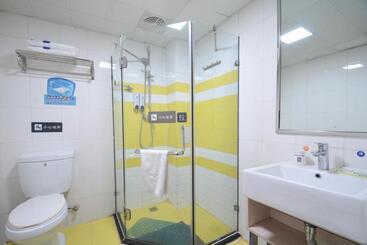 هتل 7days Inn Zhenzhou Zijinshan