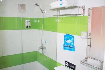 هتل 7days Inn Zhenzhou Zijinshan