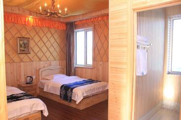 Manzhouli Volga River International Youth Hostel