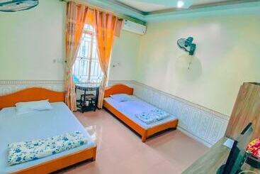 Phạm Gia Hotel Hg   By Bay Luxury