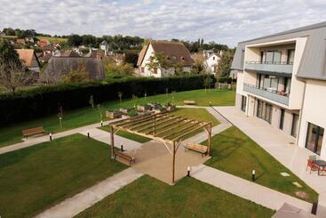 Les Boréales Villers Sur Mer