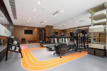 هتل Home2 Suites By Hilton Xishuangbanna