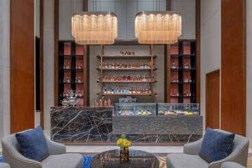 هتل Solaire Resort North