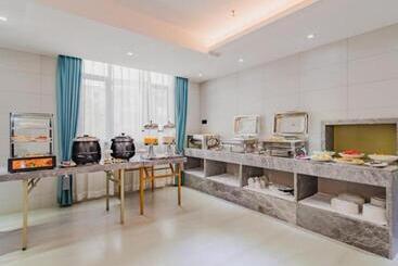 Borrman Hotel Huizhou West Lake Shuidong Street