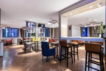 Echarm Hotel Huzhou Wuyue Plaza Children S Clothing City