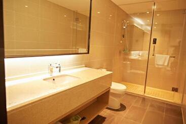 هتل City Comfort Inn Changchun 3rd Bethune Hospital Of Jilin University Zhongdong
