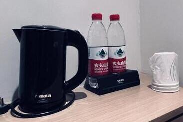 هتل City Comfort Inn Kunming Flower City Midea Shuncheng Mansion