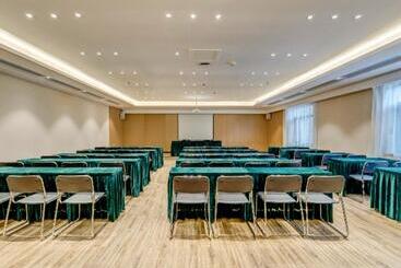 هتل City Comfort Inn Tangshan Railway Station Lunan District Government