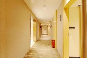 هتل City Comfort Inn Wuhu Fantawild Phase Wanchun