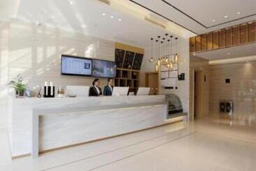 هتل City Comfort Inn Wuhu Fantawild Phase Wanchun
