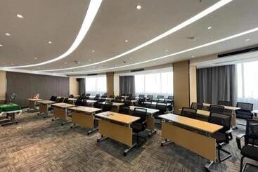هتل Green Tree Inn Anqing Yingjiang District Wuyue Plaza